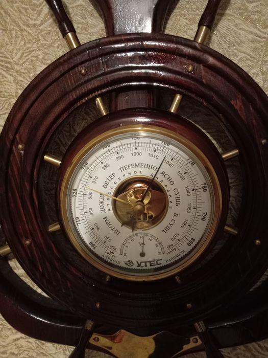 Продам барометр якорь