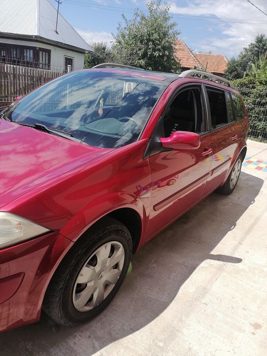 Vând sau schimb Renault Megane cu golf  5