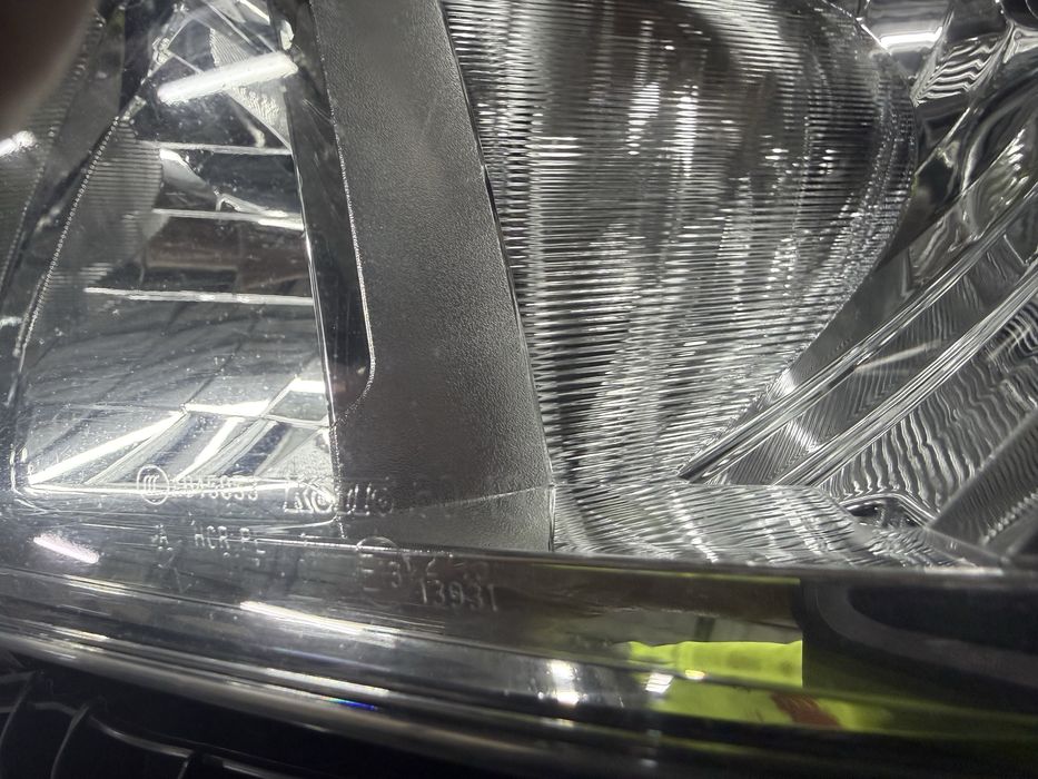 Фары передние Prado 150