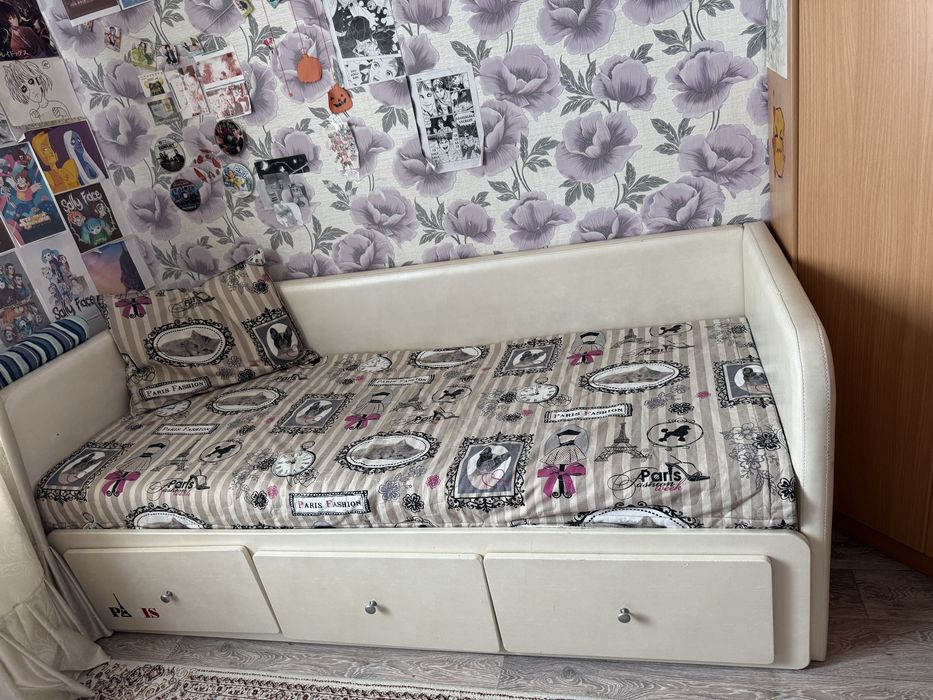 Продается диван кровать «Оливия»