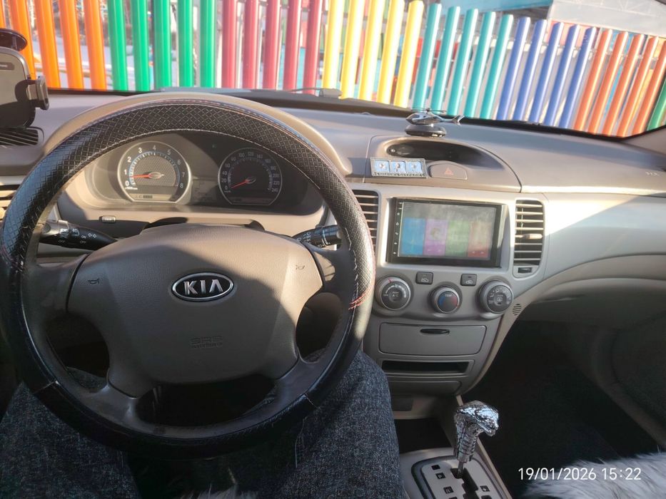 Продам машину Kia Magentis 2006