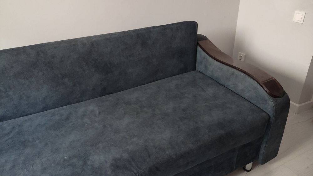 Кровать для спальни