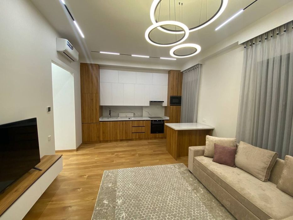 Квартира в аренду а элитном ЖК 2х комнатная 6 этаж укомплектована 56м²