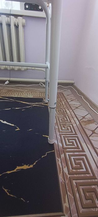 Продам кушетку в отличном состоянии