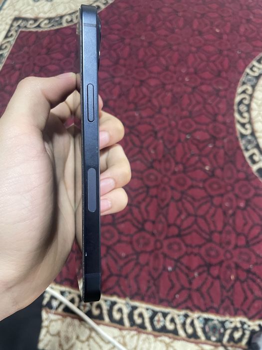 Iphone 13 yangi karobkadan ochilgan