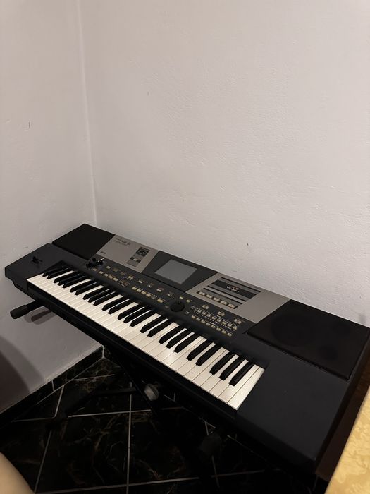 Vand orgă Roland VA-5