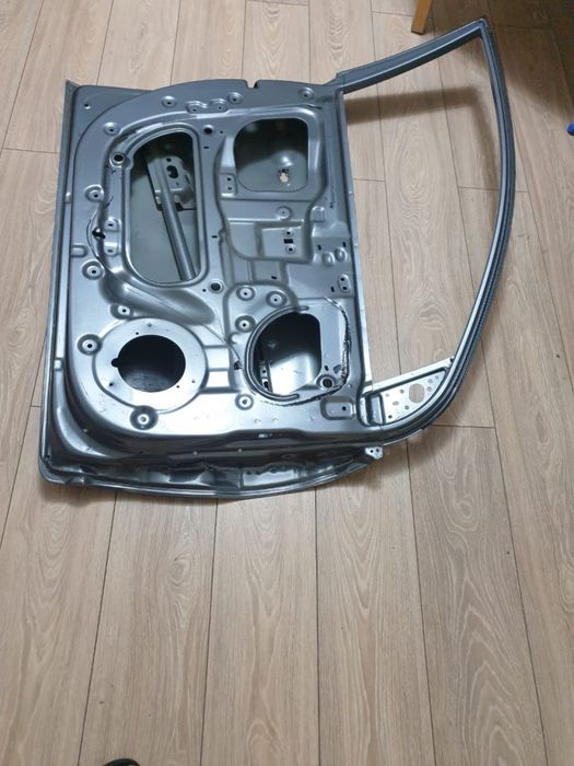 Дверь водительская Hyundai Accent 2017-22