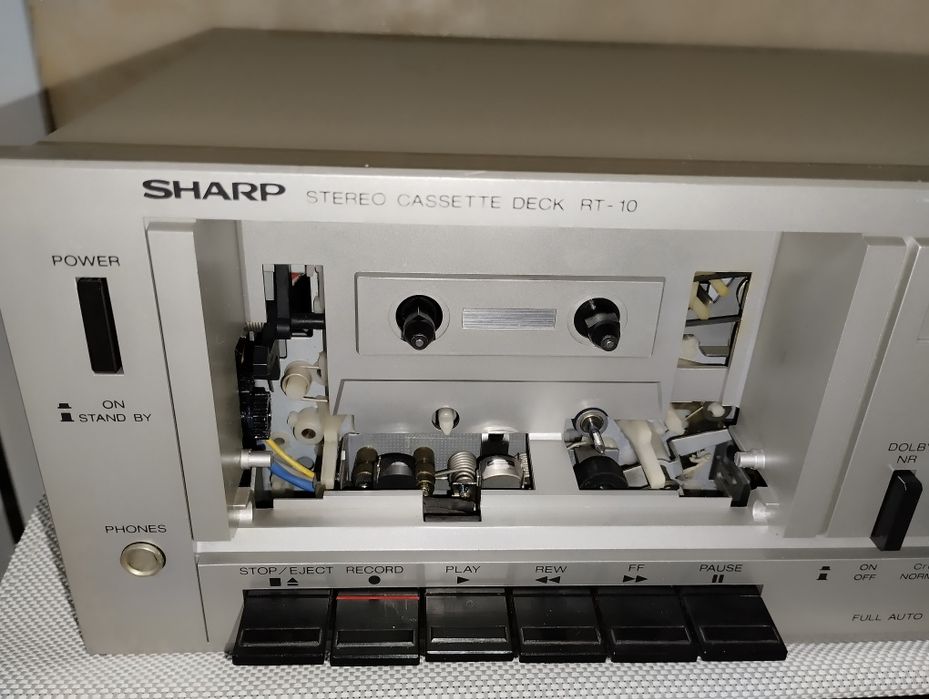 Кассетная дека SHARP RT 10H