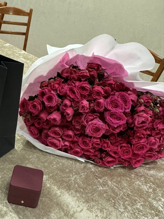 Цветы букет из спрей роз