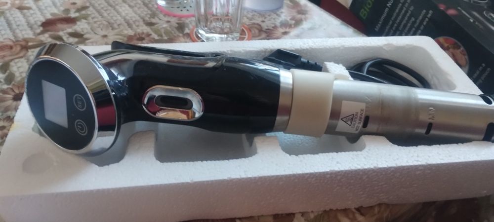 Су вит уред за готвене