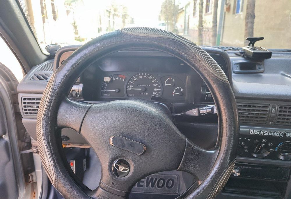 Nexia 1 donc 2005 lux konditsioner