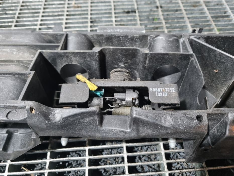 Traversa Renault Captur - TAHOE BLUE METALIC TERPM (1513)
