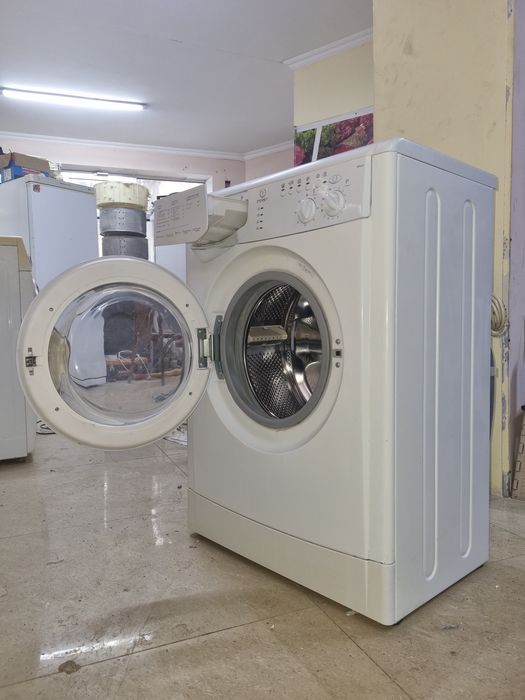 Стиральная машина Indesit 5kg