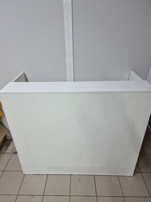 Продам Стол  Ресепшн