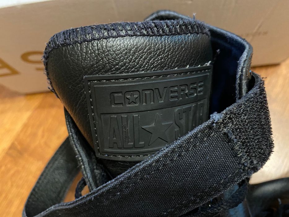 Tenesi Converse dama negri din piele naturala