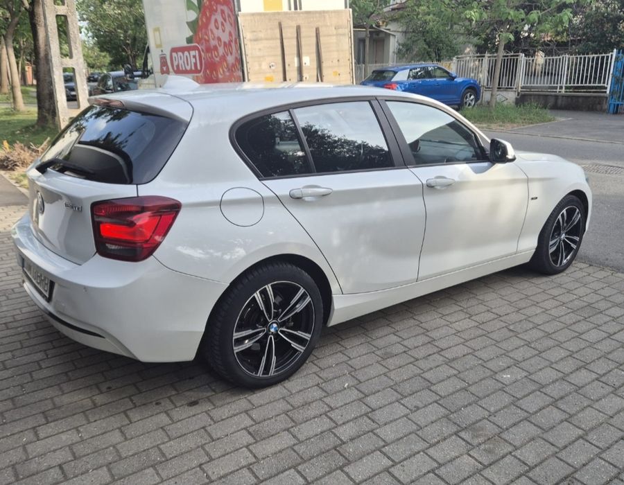 BMW Seria 1 -F20-Facelift An: 2012-Automta-Sport Line,Padele,Navi mare,Keyless goo,184kp