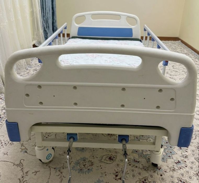 Медицинский кровать