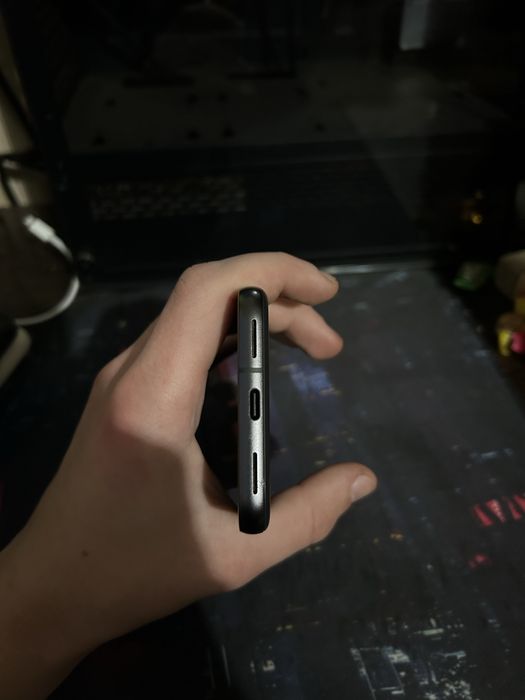 Продам гугл пиксель 8а