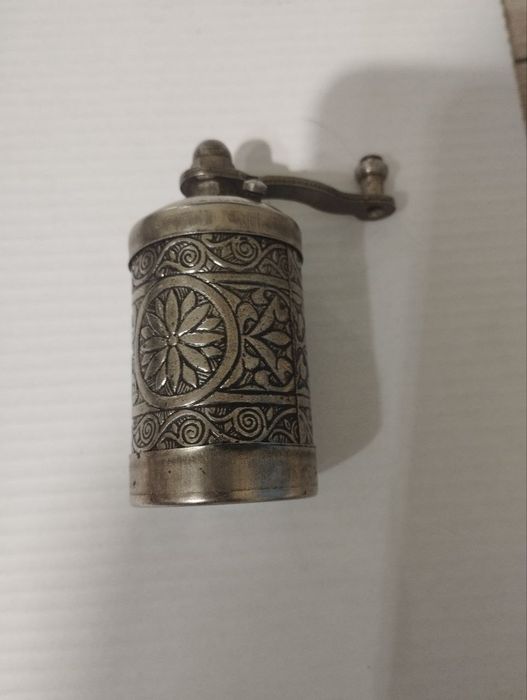 Винтажная мельница