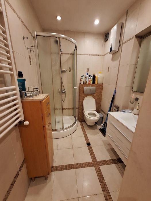 Обзаведена стая за мъж, Център до метро "Театрална"