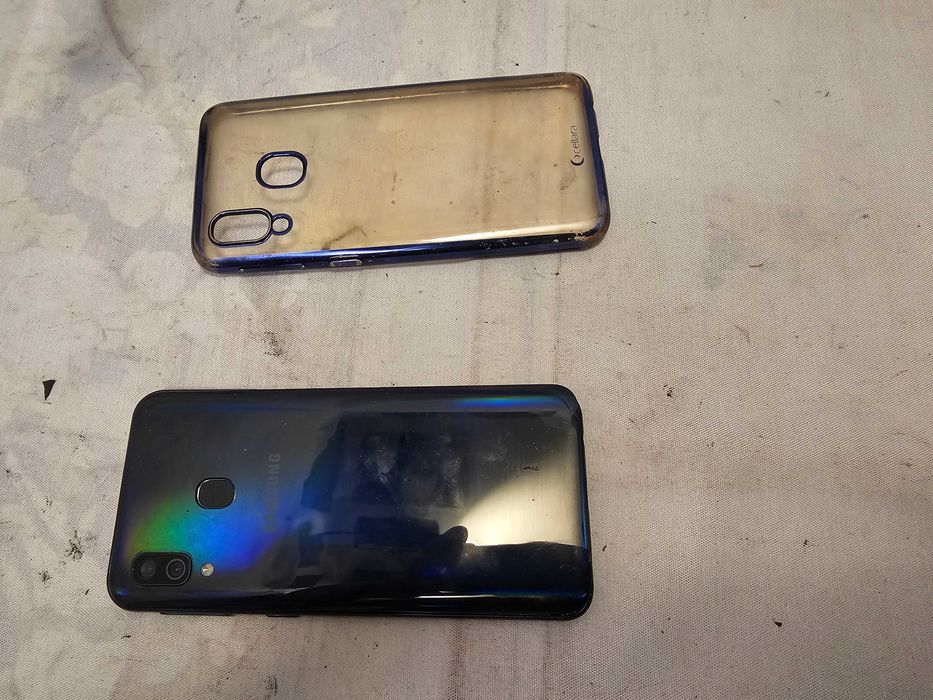 Samsung galaxy A40 defect nu porneste
