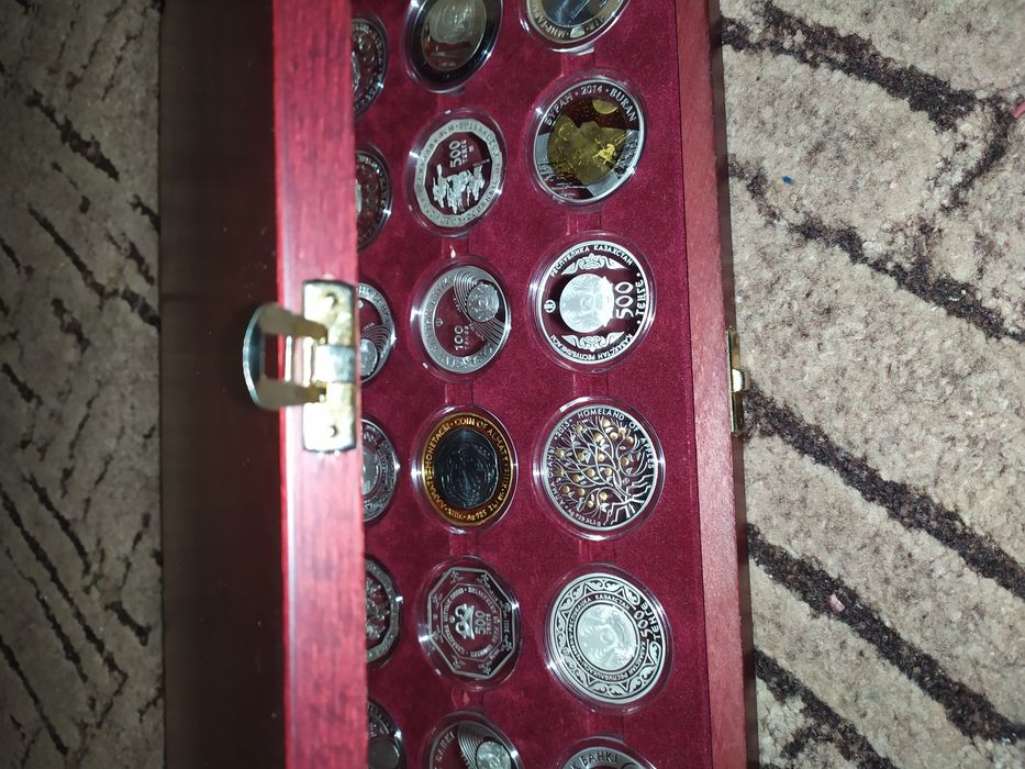 Монеты серебренные