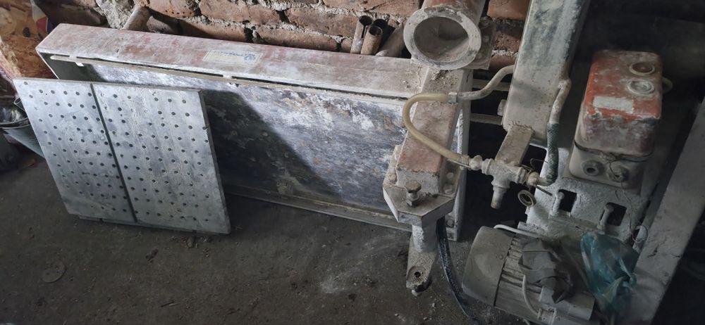 Машина за рязане на камък