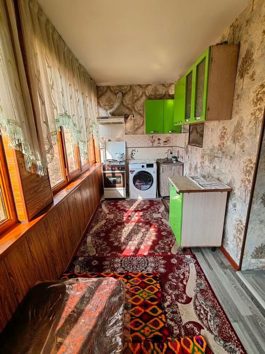 Сдам 3 ком квартиру на Шота Руставели