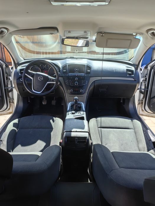 Opel Insignia 2010 | 2.0 CDTI | 1.300 EURO FIX | Defect Chiulasă + Ru