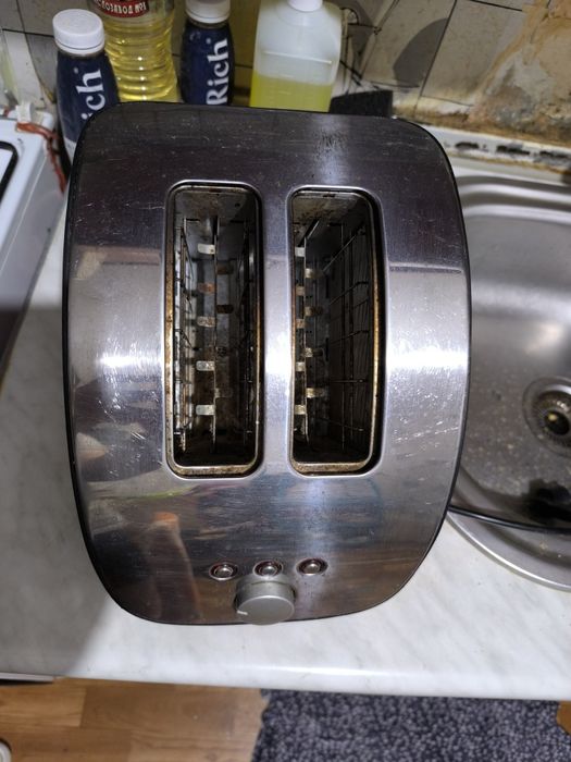 тостер б/ у. 2 года