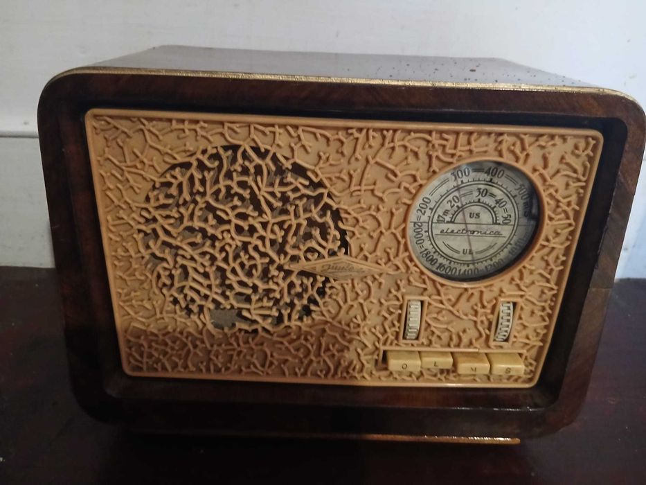 Radio vechi romanesc JUNIOR
