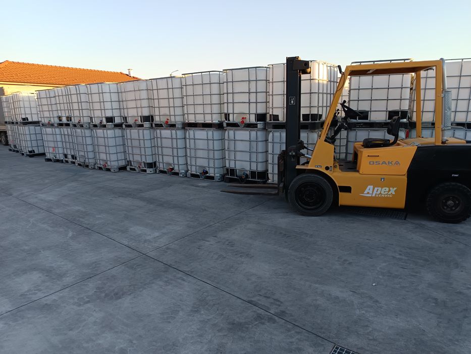 Бидони,Цистерни 1000 литра един тон