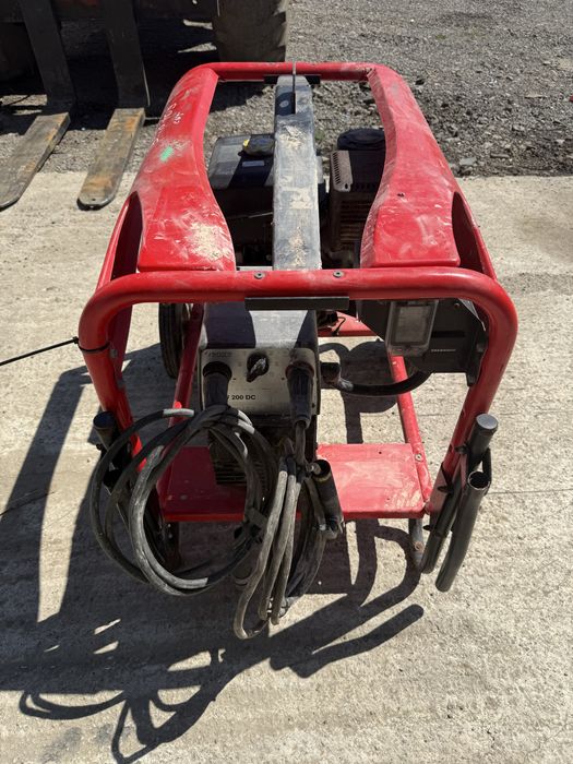 Aparat sudura portabil 4 kw 200 amperi