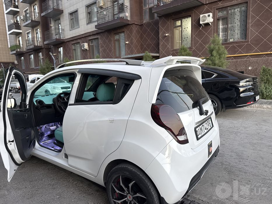 Спарк 2011 Автомат