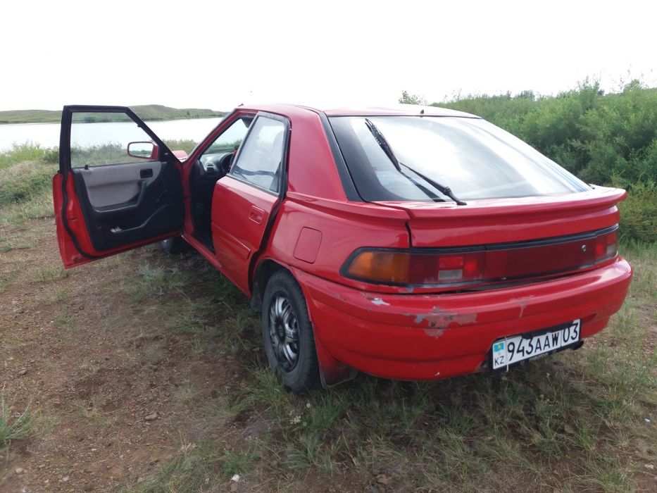 Продам Мазда .   1990г.в.на ходу  .