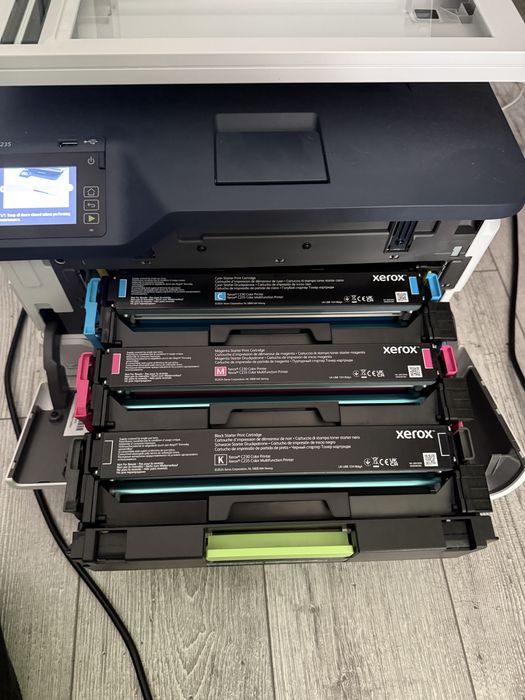 Imprimanta Xerox c235
