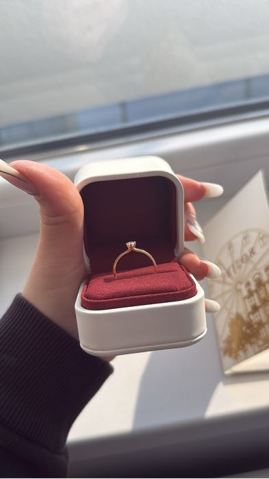 Inel de logodna,aur 18k,diamant natural