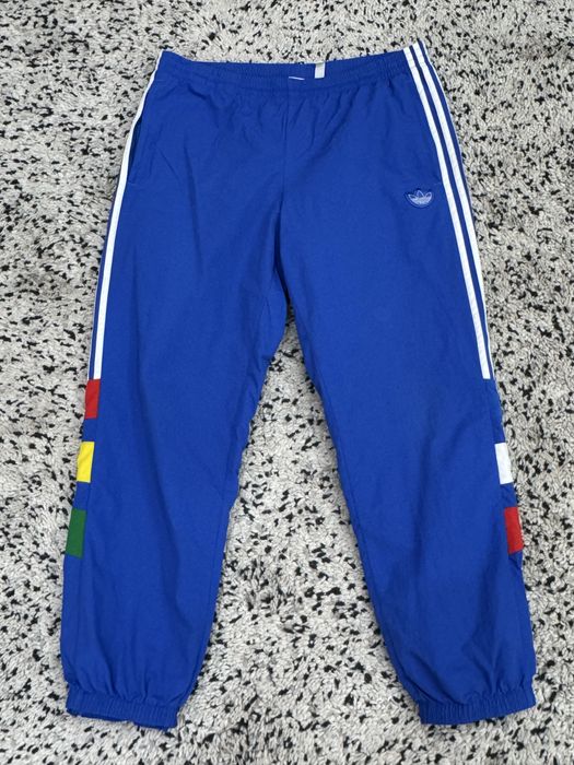 Мъжко долнище ADIDAS ORIGINALS . Размер L