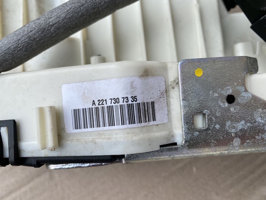 Broasca / Incuietoare soft close Mercedes S W221 : Stanga / Dreapta