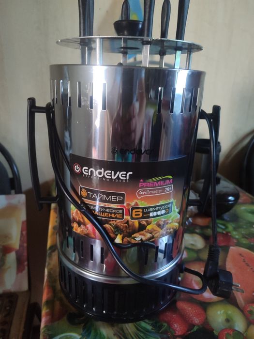 Продам электро шашлычнецу