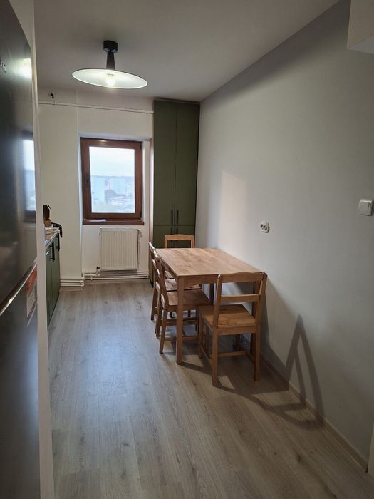 Apartament renovat central 3 camere 2 bai zona Garii