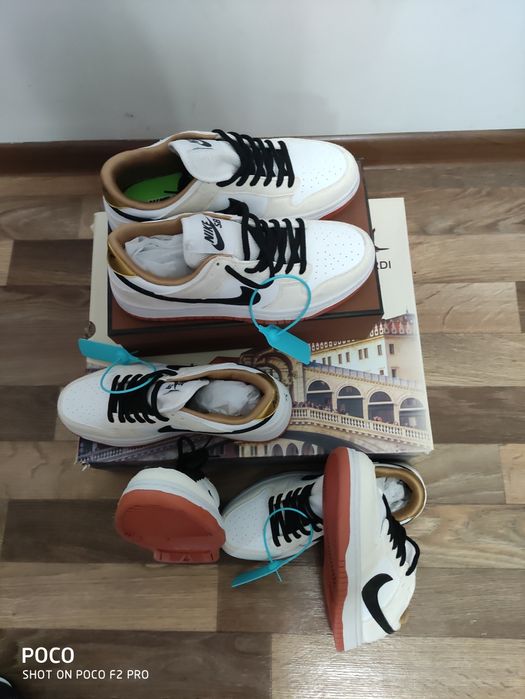 Распродажа кроссовки 15000