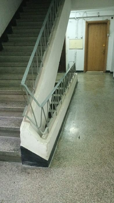 Curatenie scari de bloc, asociatii de proprietari