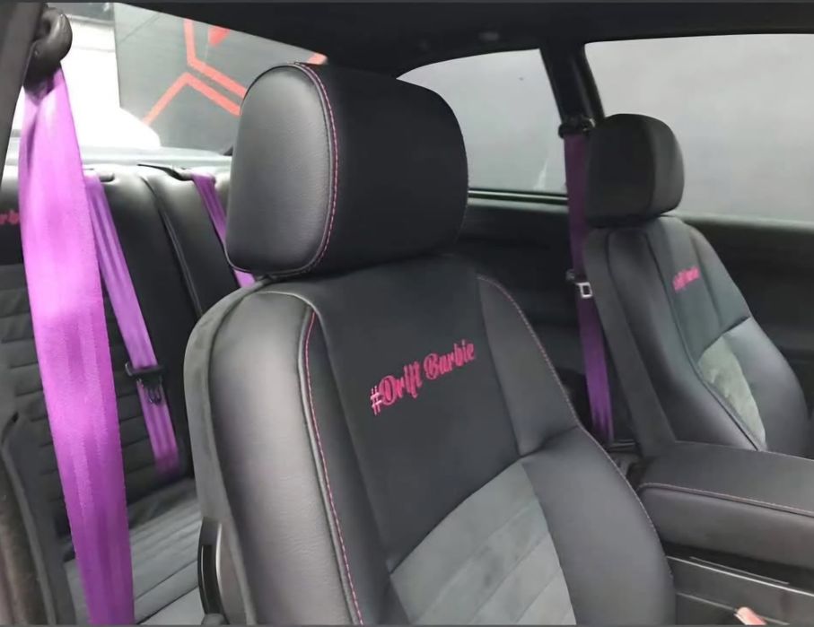 Цветни авто колани