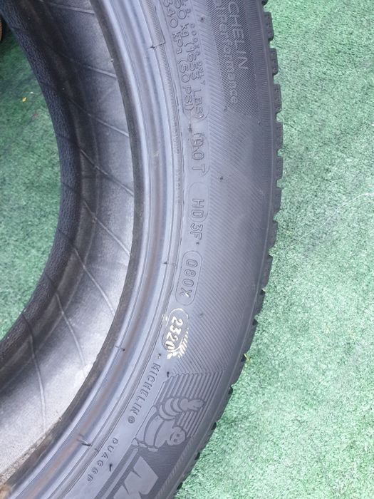 215.55.17 2x Michelin 2x Pirelli