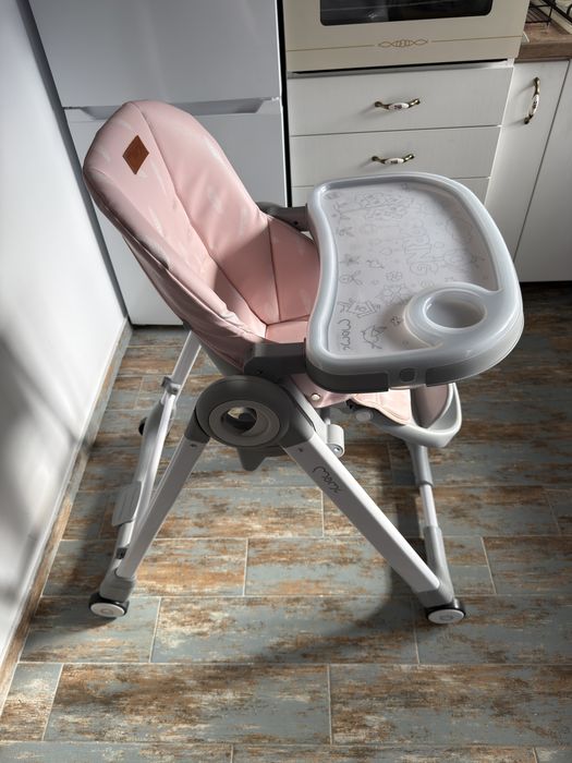 Scaun de masa pentru copii MOMI