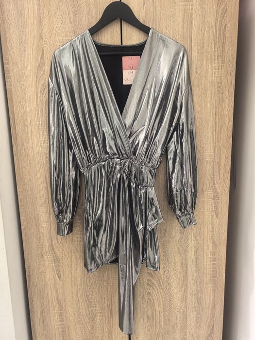 Нова дамска рокля