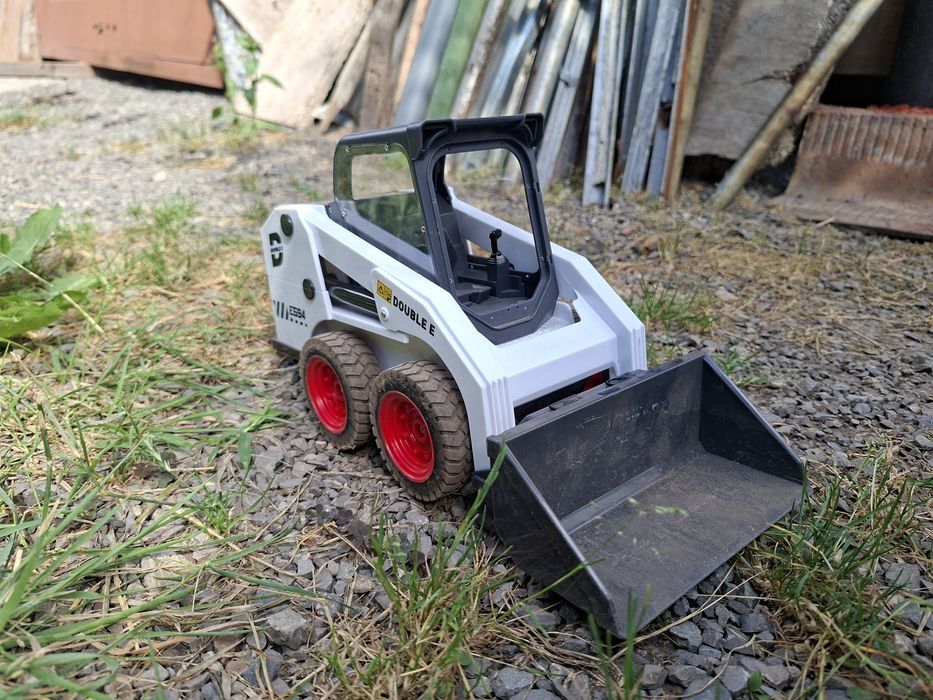 RC bobcat Double E594 1/14