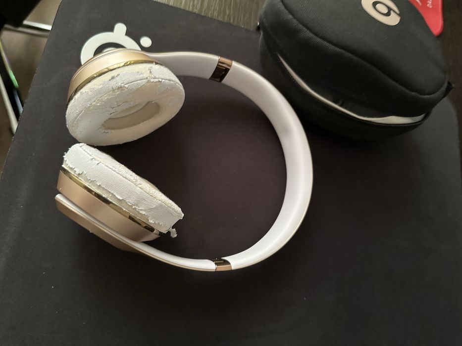 Продам наушники Beats Solo 3 Wireless