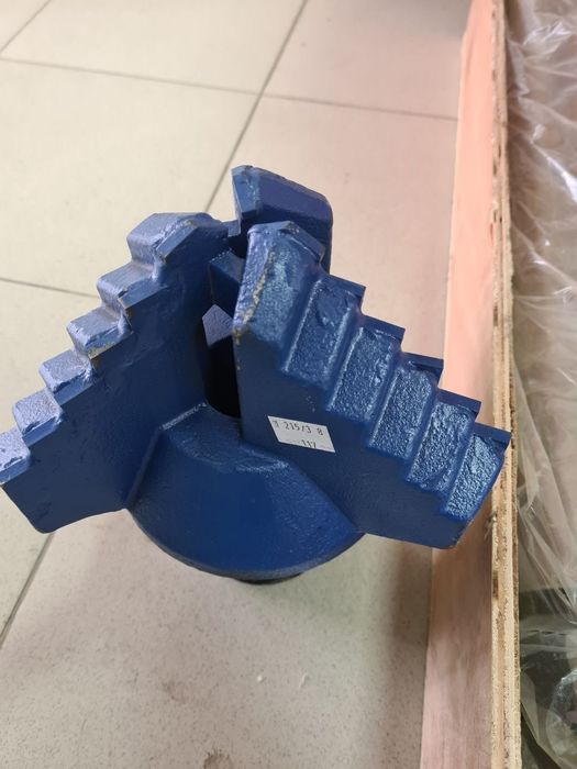 Сондажна глава тип пика 216мм